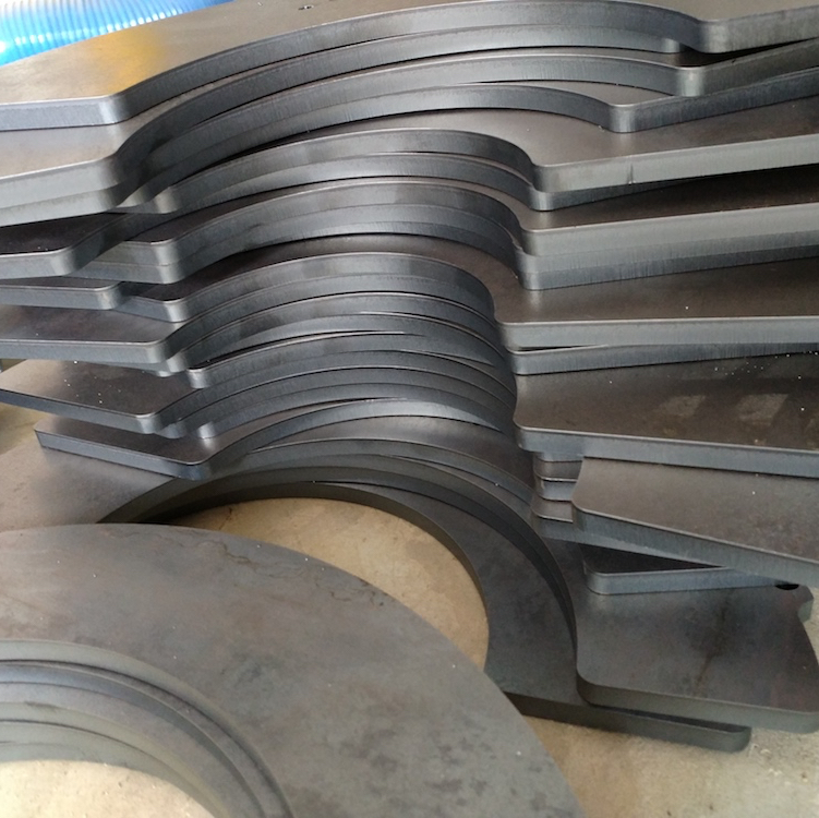 მაღალი სიზუსტის ბოჭკოვანი ლაზერული ჭრის დანადგარი ფურცელი ლითონის ალუმინის