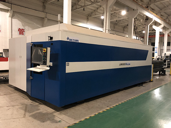 სრული დახურული პლეტის ჩეინჯერი ბოჭკოვანი ლაზერული მილები და ფურცელი ლითონის ჭრის დანადგარი